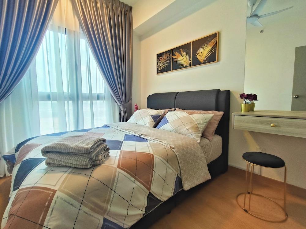 MayaBay Residences Bandar Gamuda Cove