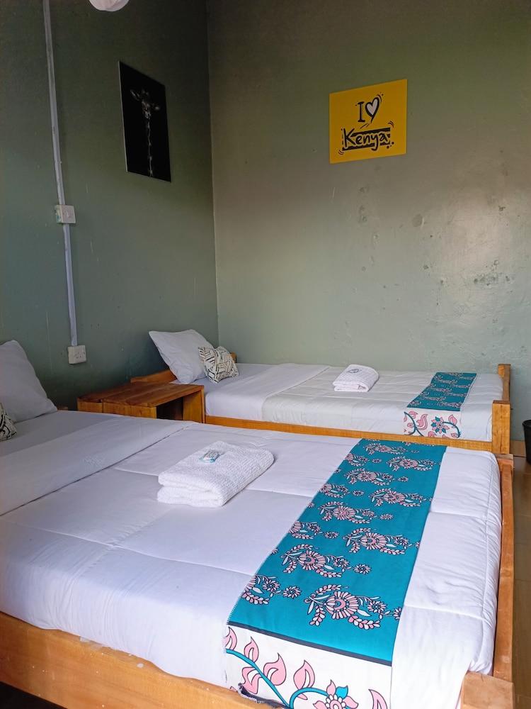 Wrech House 1989 - Sagana