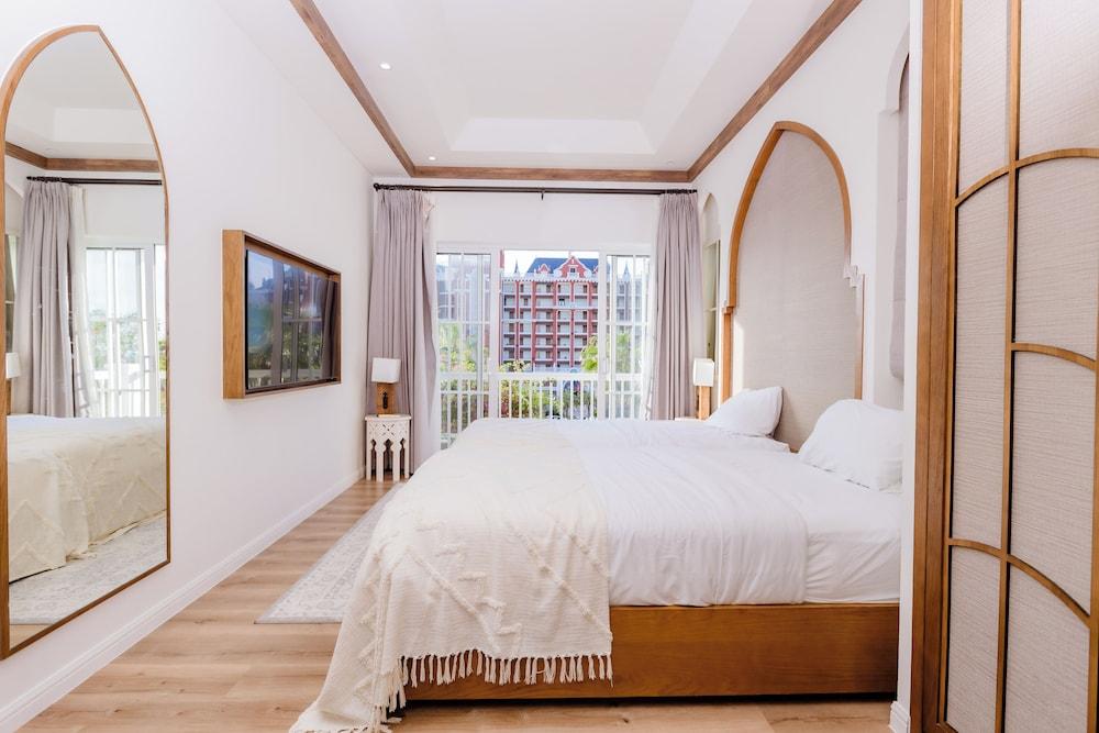 Villa NovaWorld Phan Thiet Luxury Travel