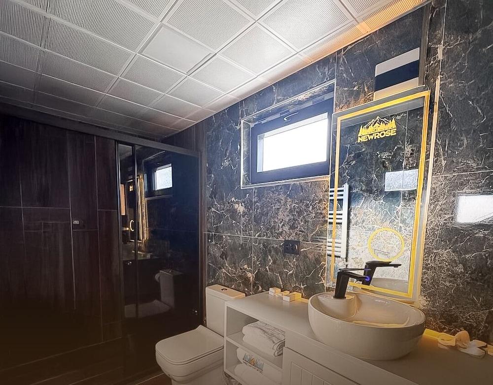 Newrose Tatil Köyü