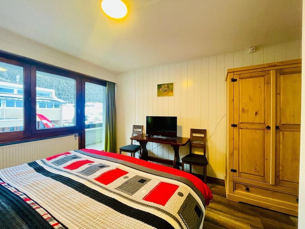 Auberge les Charmettes