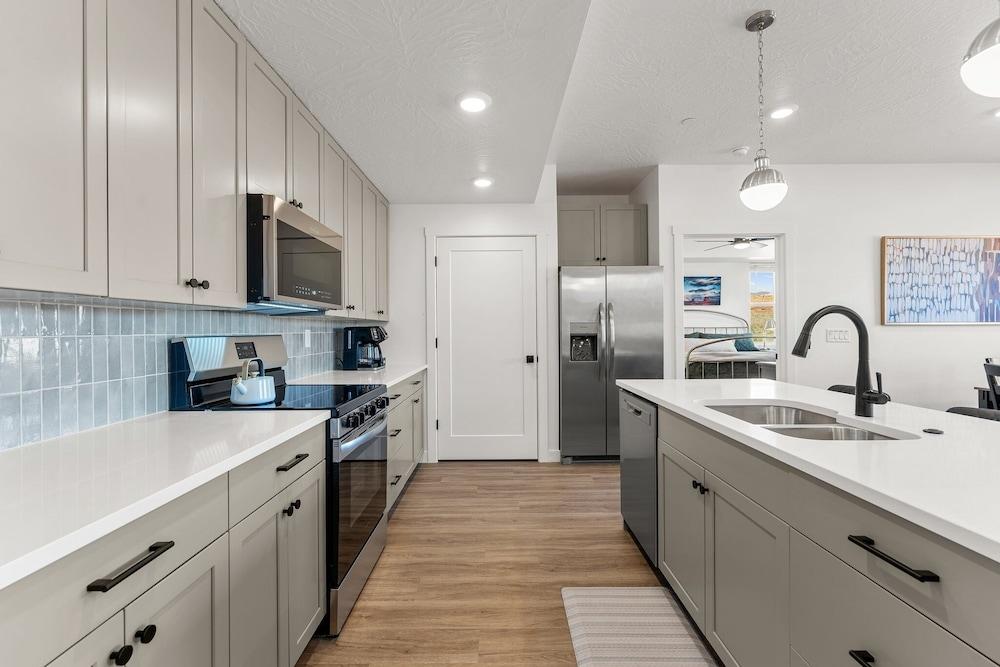 El Gato 2 Bedroom Condo