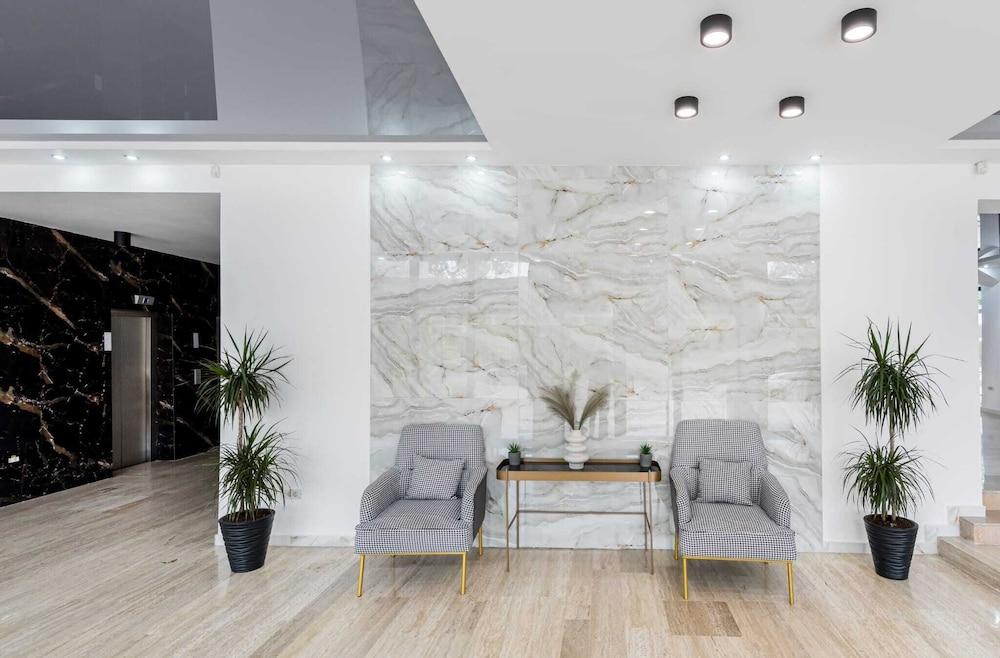 Hotel Unirea by Recif