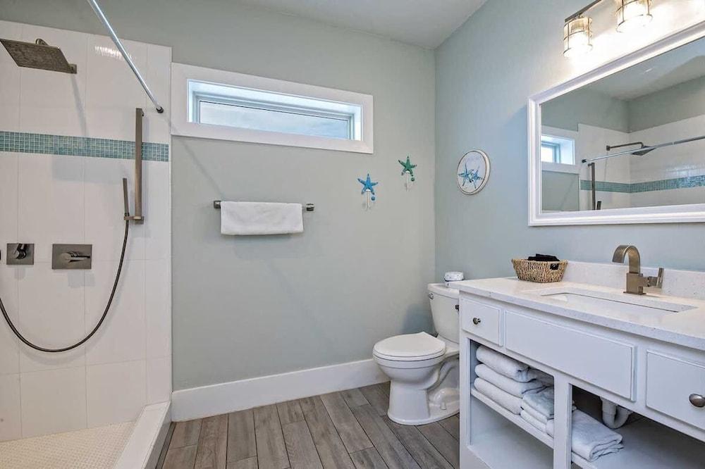 Beachfront 8bedrooms Lemonshello