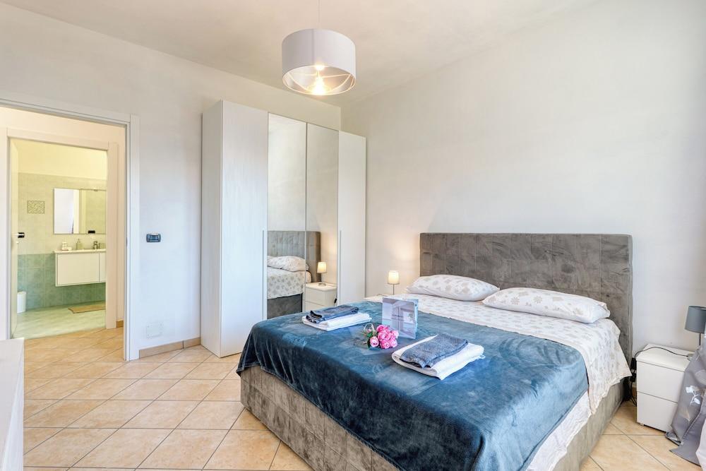 Miramare 1 LUX - Total Sea View