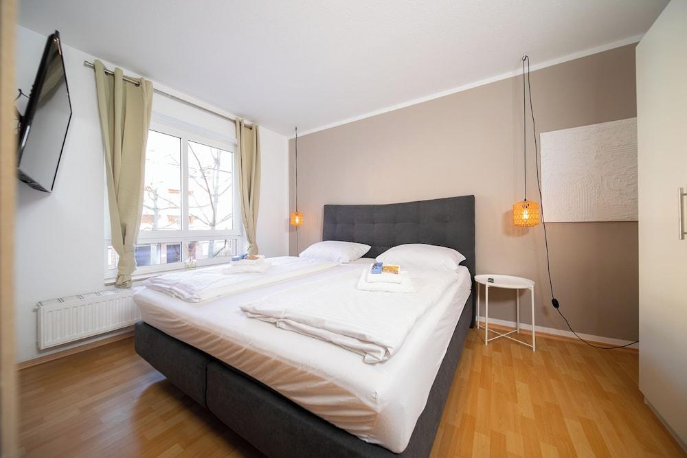 Favorite Stays - Neuss Furth