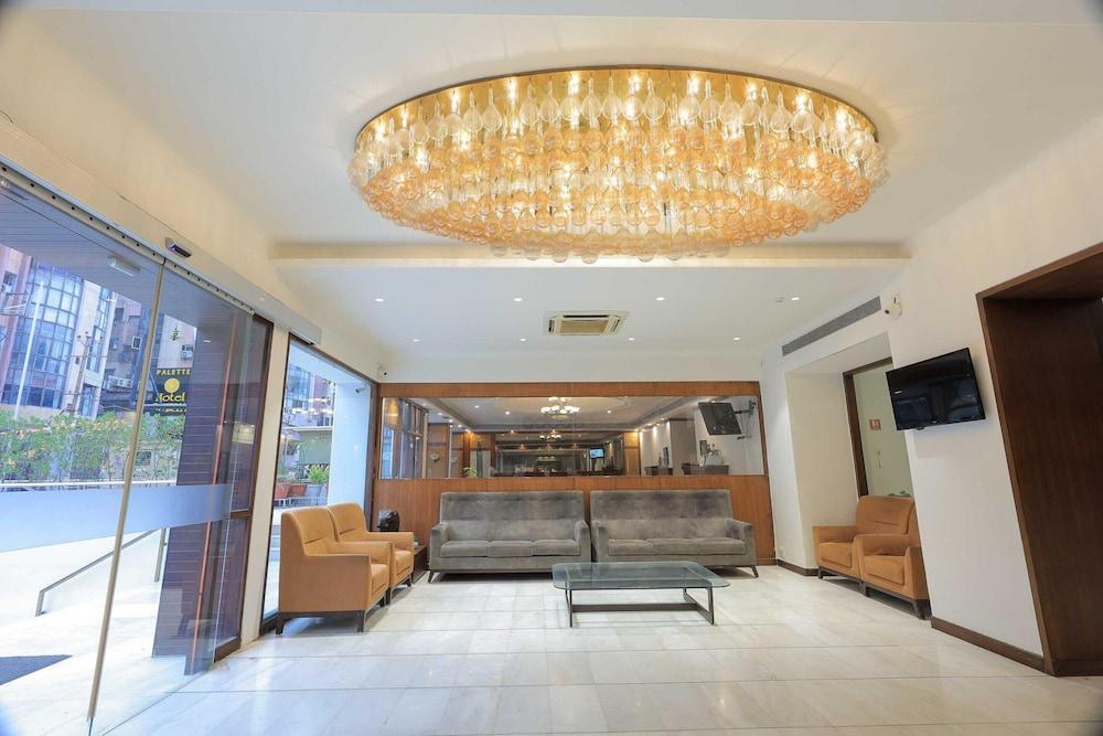 Hotel in Vadodara Near Railway Station