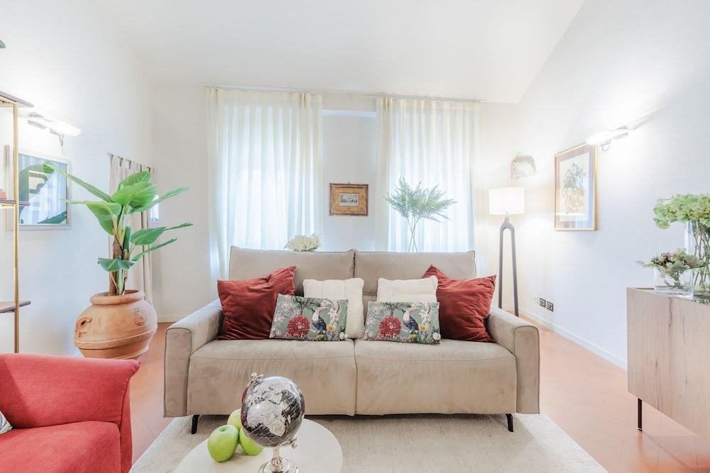 Cecilia House in Lucca