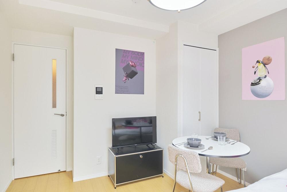 Luigo Setagaya by Tranova