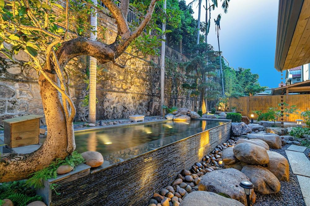 yuhuxiguanjingpinminsu