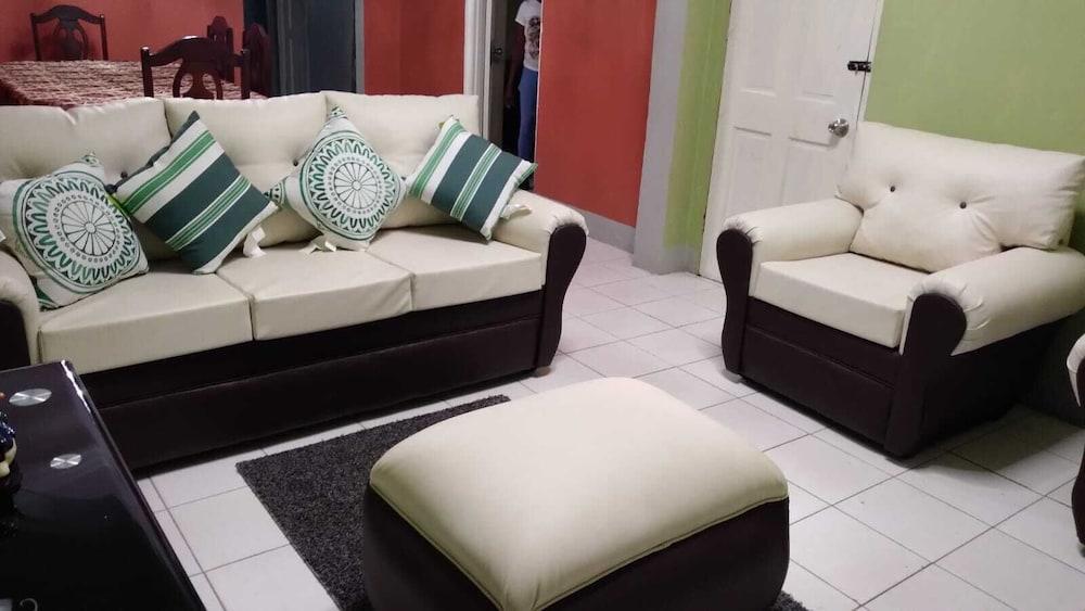 Room-cozy Kingston Getaway - Private Roo