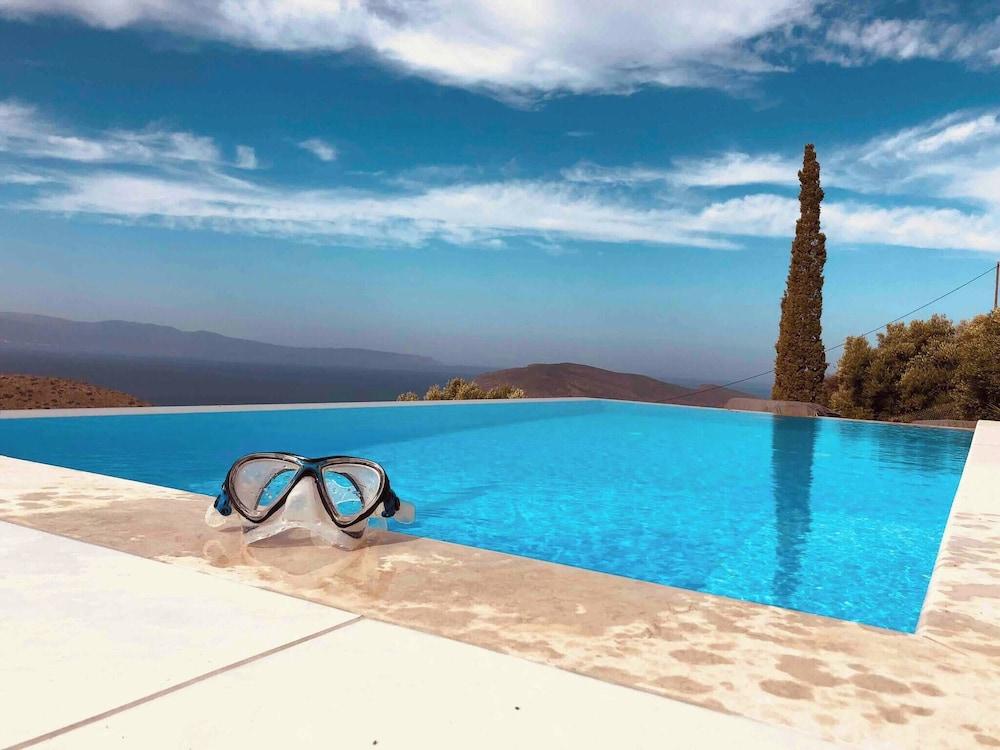 Seaview Appartment With Infinity Pool & Kitchen