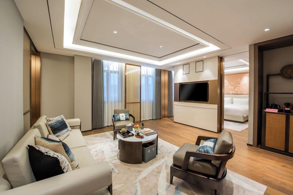 Weifang Guishui Yi Leaf Hotel