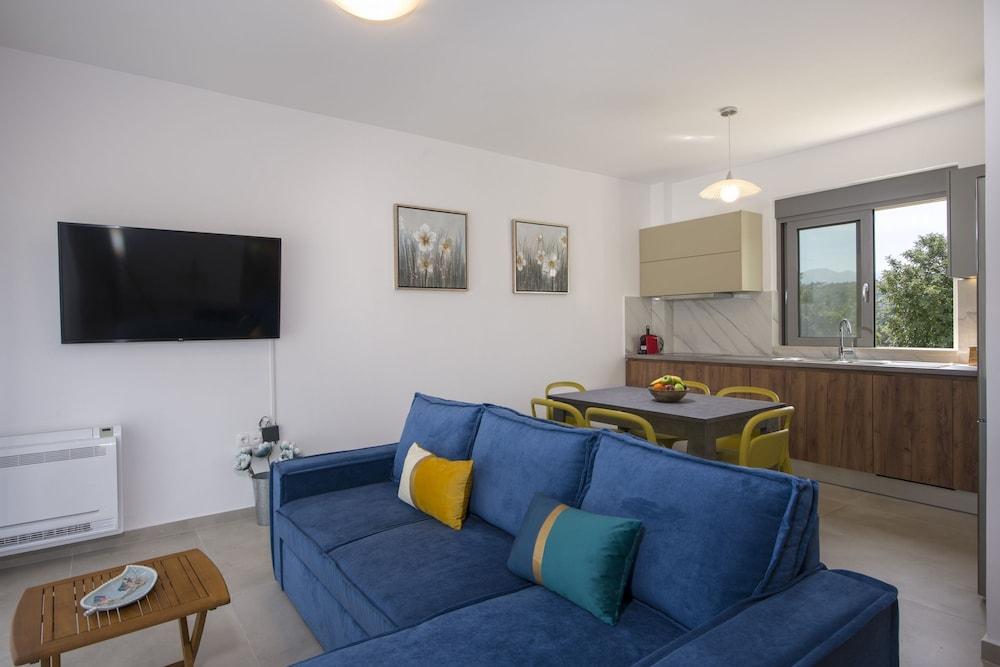 Almyrida Hills Villas