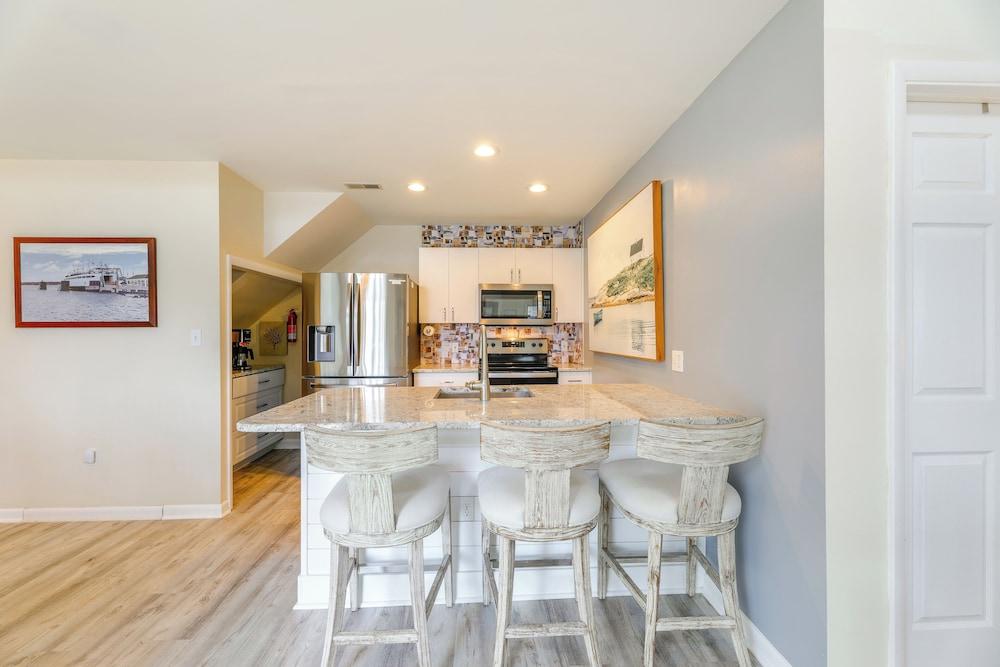 Spacious Sea Colony Condo w/ Pool Access!