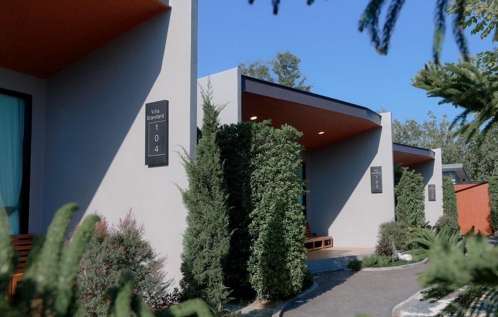 Anantara Pura Resort