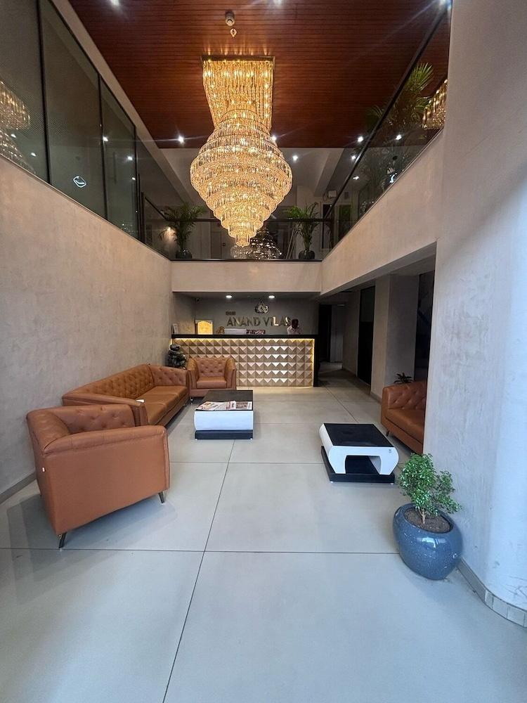 Hotel shri anand Vilas