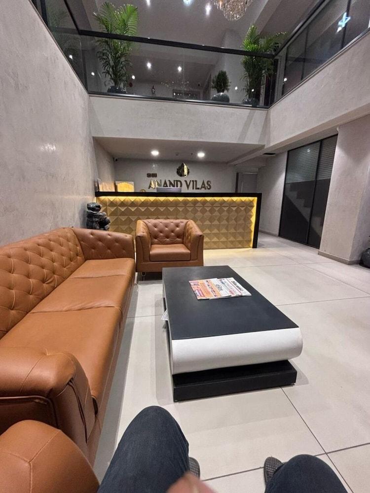 Hotel shri anand Vilas