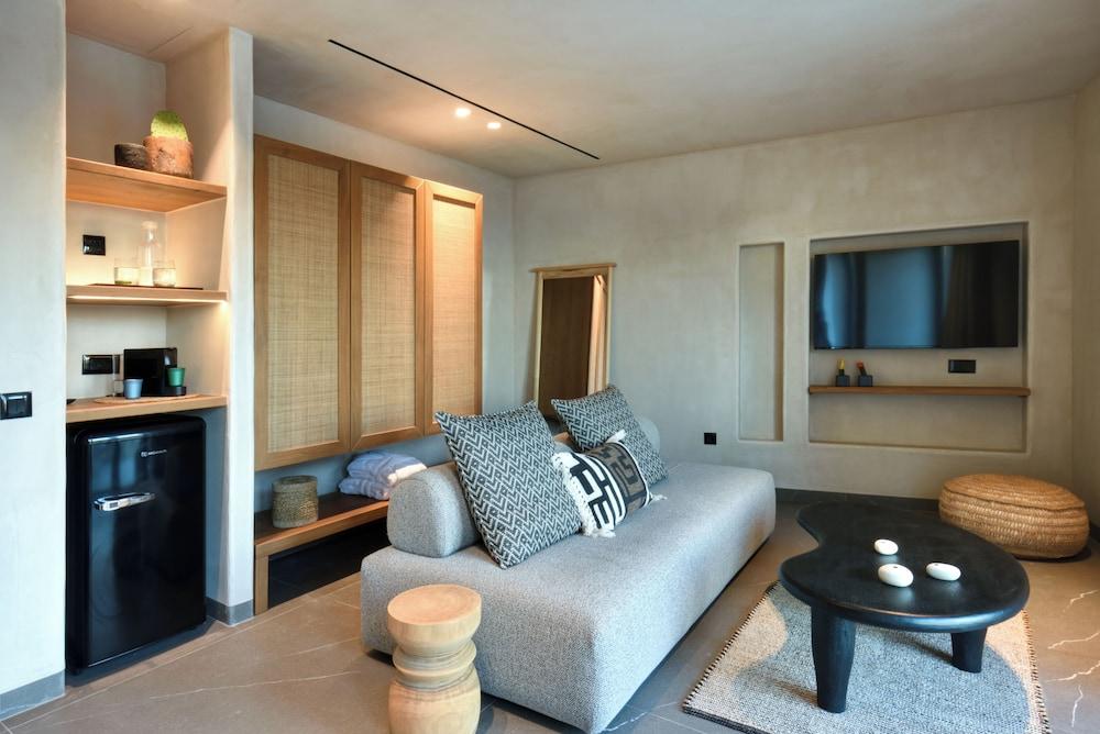 YOU the Kolona Concept - Adults Only