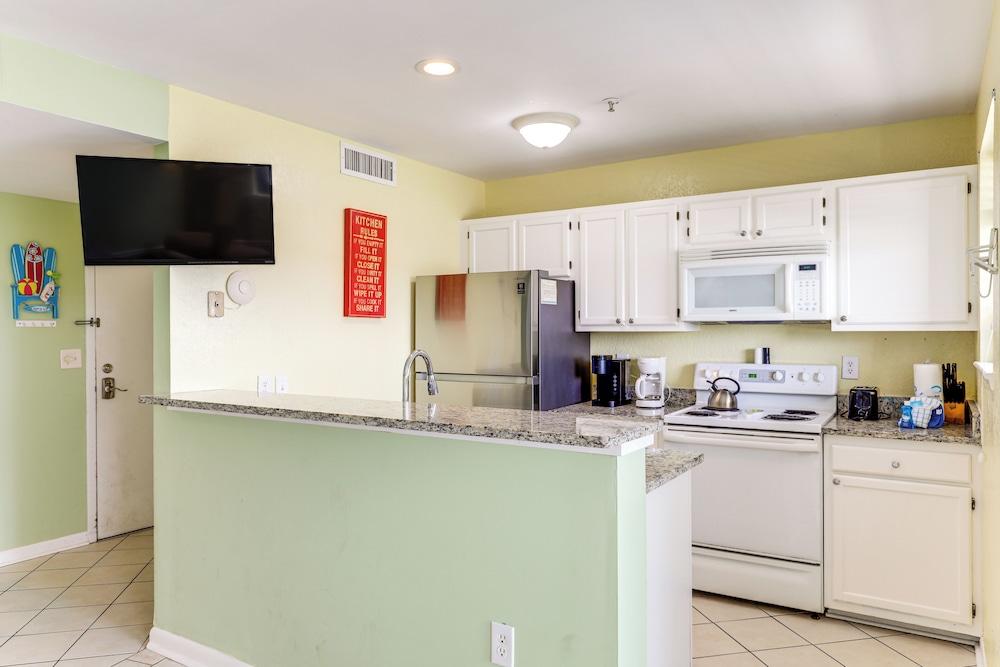 Steps to Shore: Resort Getaway in Myrtle Beach!