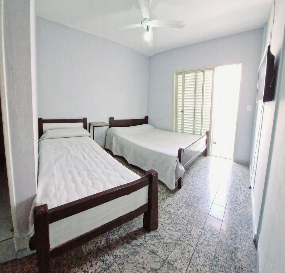 HOTEL RESIDENCIAL CAMACHO