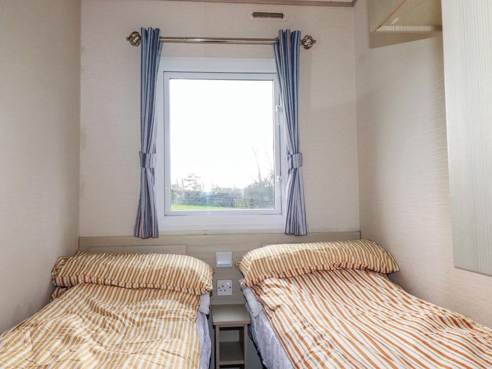 Little Trevorrick Caravan