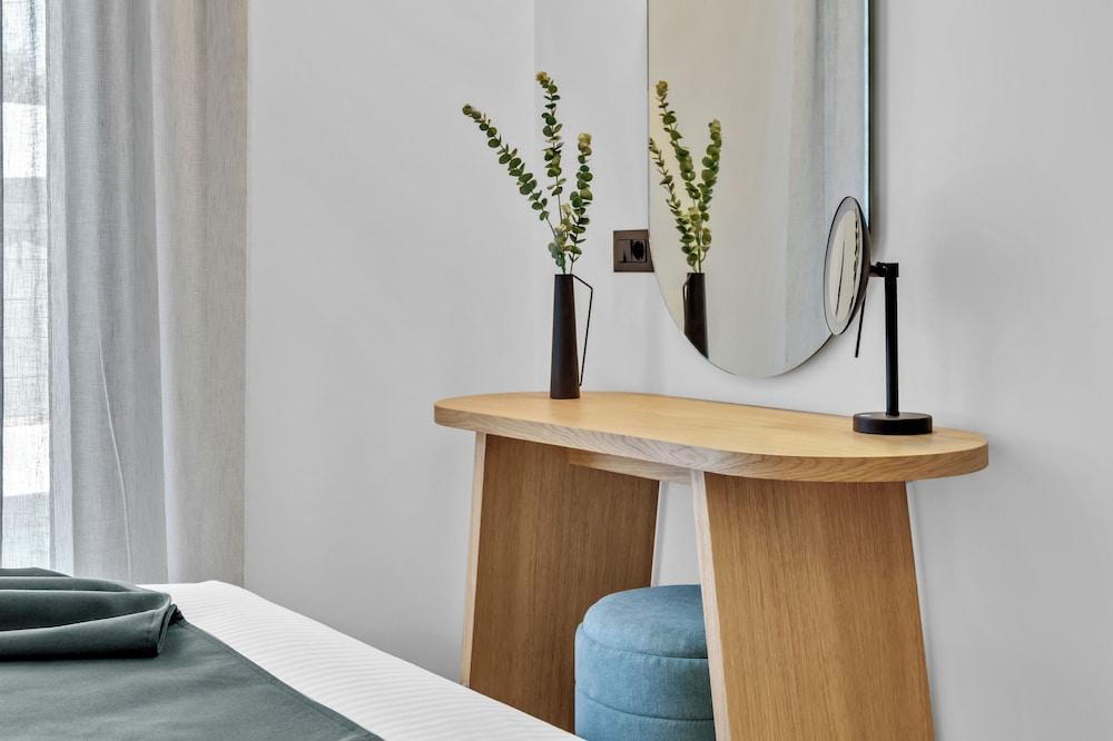 Nerium Luxury Suites