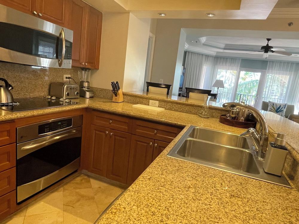 Great Bay Condominiums at The Ritz-Carlton Club, St. Thomas