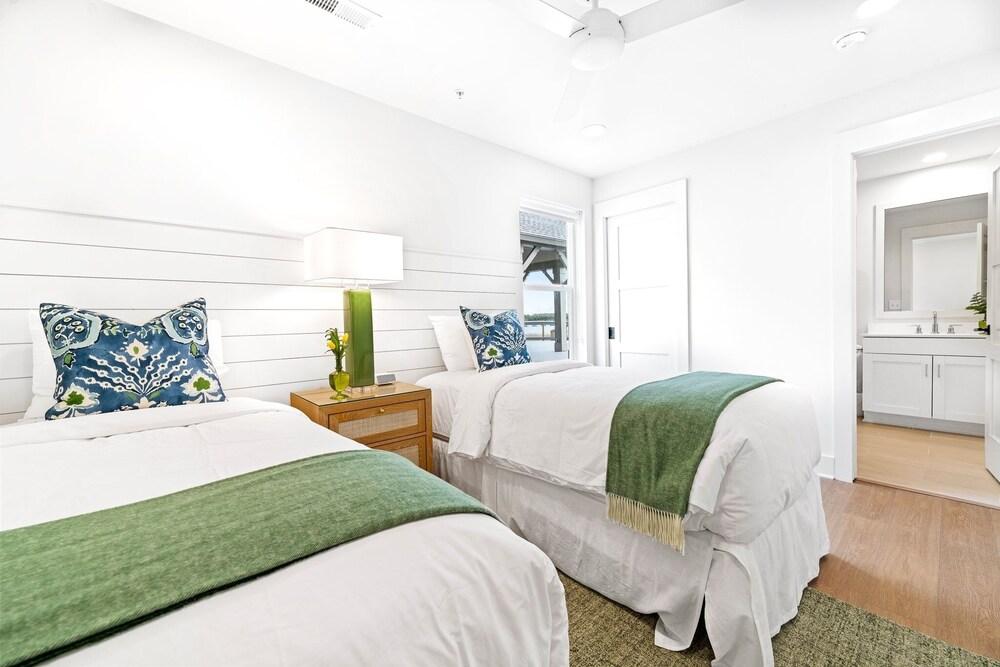 Dolphin at Winyah Bay Club