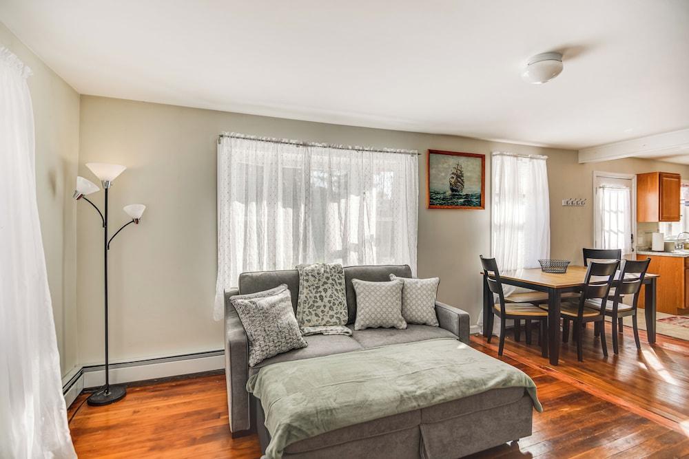 9 Mi to Beach: Home w/ Private Yard in Westport