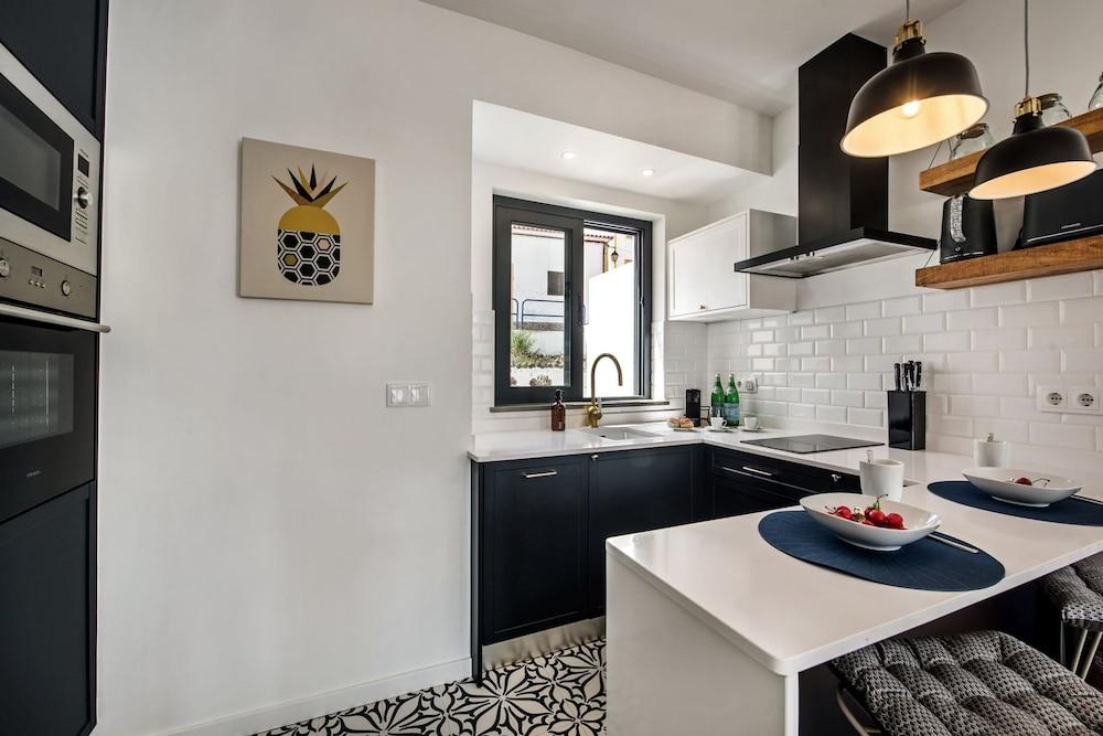 Casinha da Sorte Stylish Unique House IN THE H