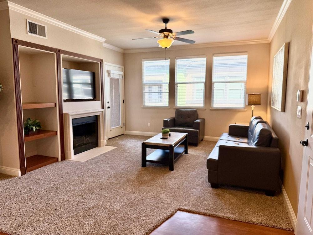 New Cozy Stylish 1BR With Heated Pool Relaxing Spa Sauna