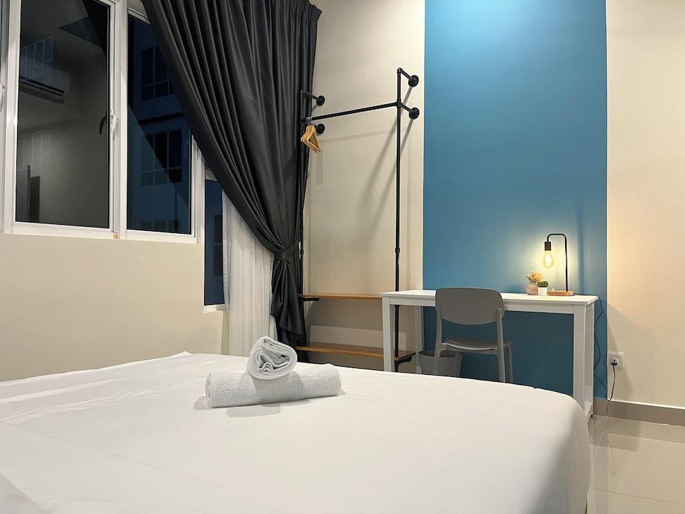 Amber Cove Melaka by Manhattan Group