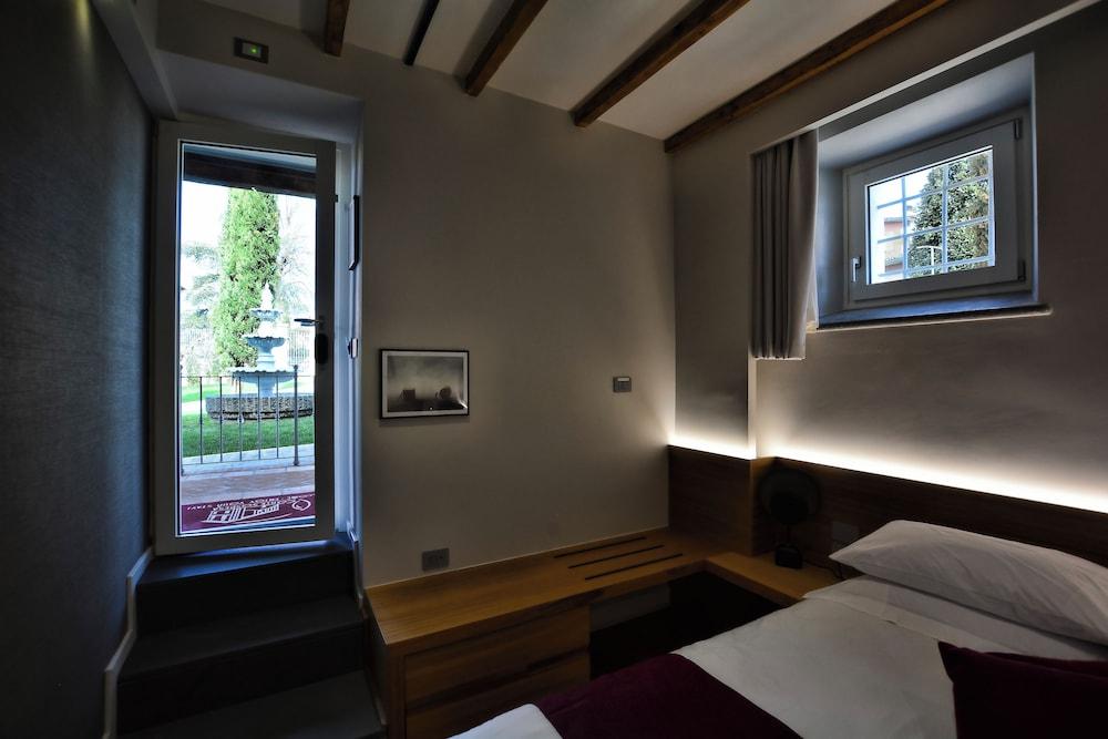 Corte Sospesa Guest House & Spa