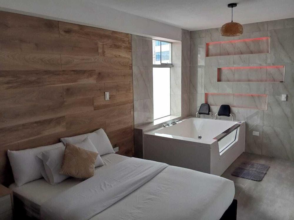 Jacuzzi Spa Cusco Hotel