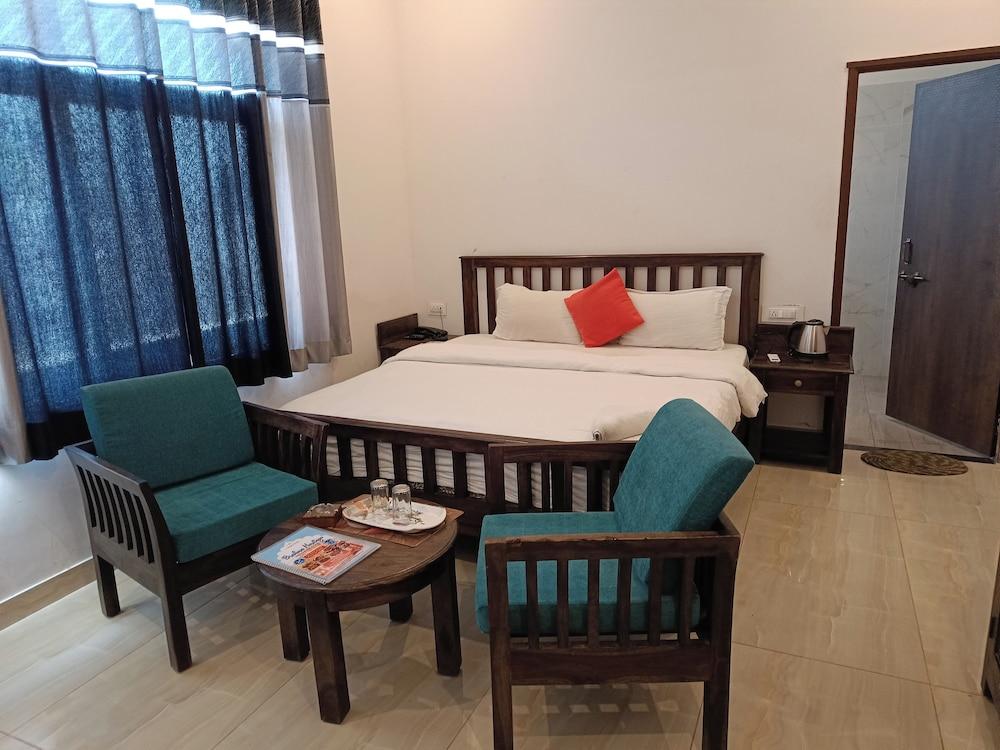 Brahma Heritage-Luxury Rooms with Pool