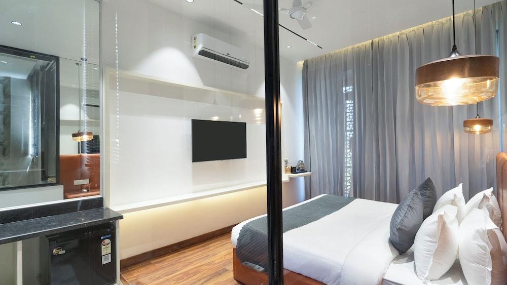 Hotel River Heaven by TNT Ventures