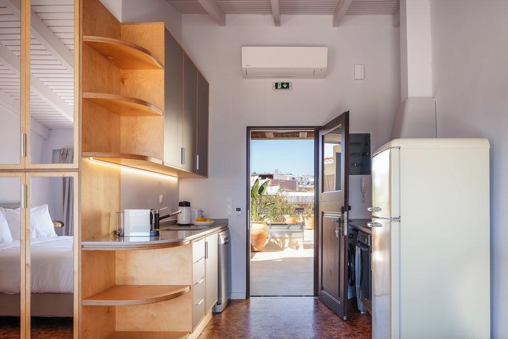 seafront cozy suite for 2 in Rethymno