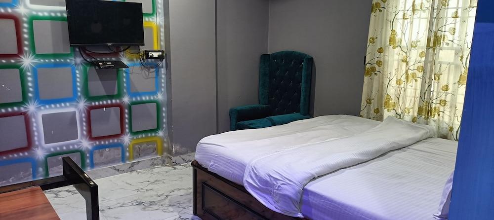 Hotel Sunjukti by Roh