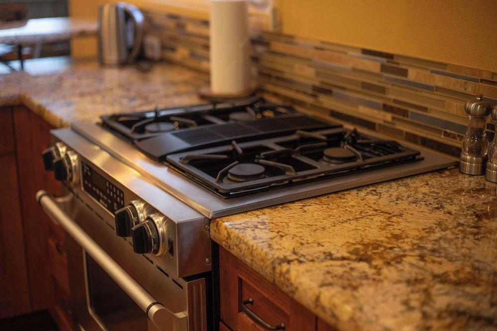 Tahoe Trail Retreat Steps From the TRT