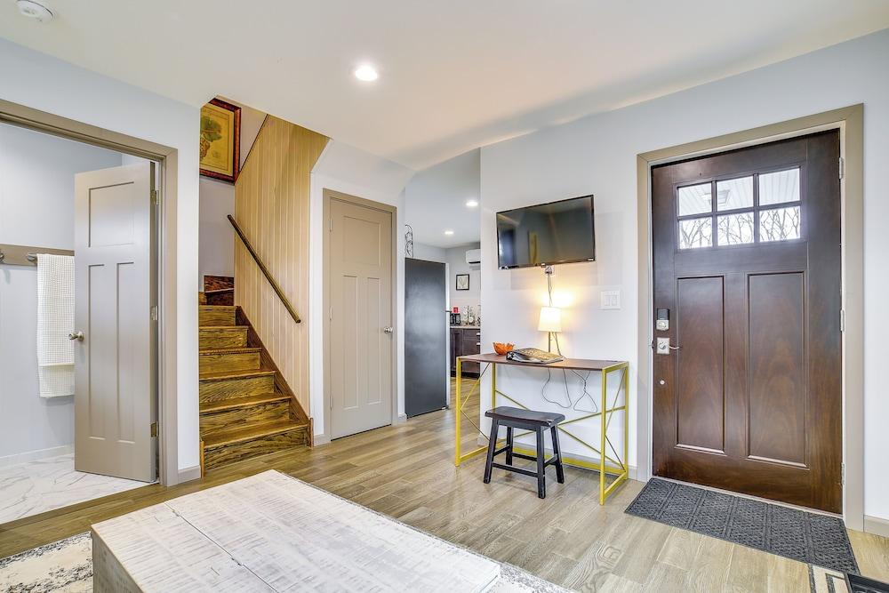 Seneca Lake Wine Trail Studio w/ Balcony & Views!