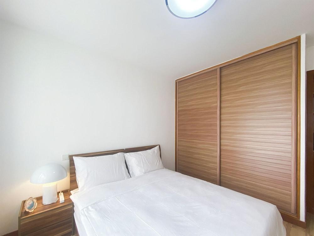 Tyms 2BR Apt WeiningRD Near CESIS Line2