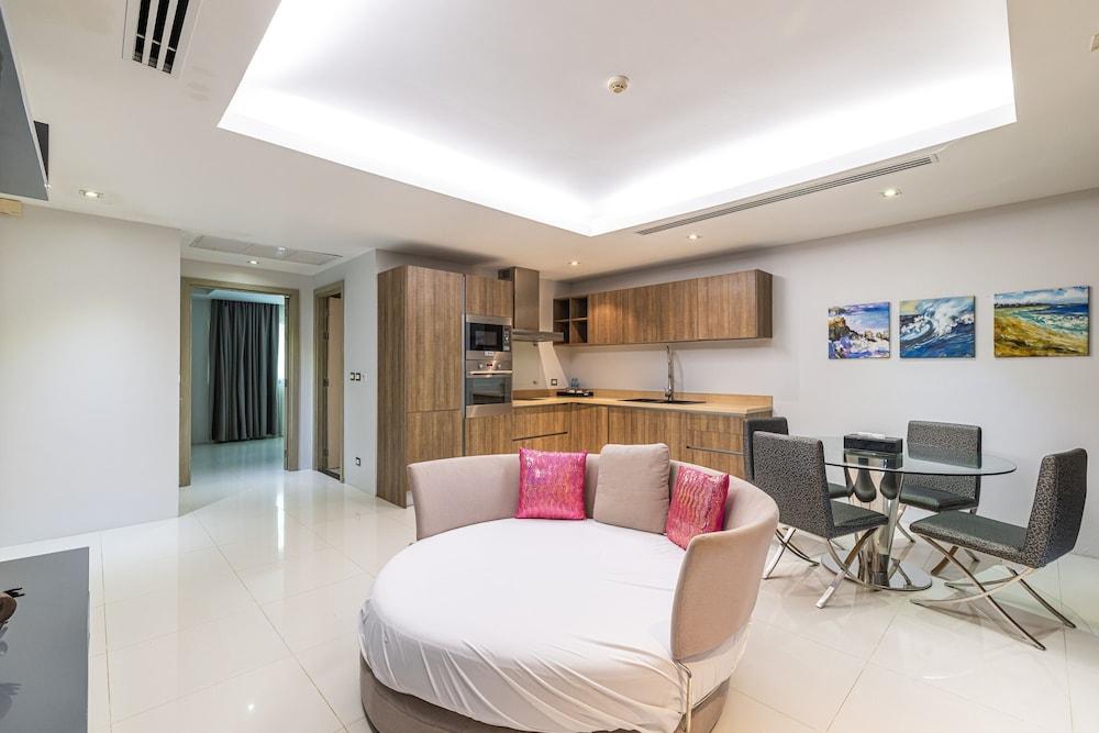 Phuket Moonlit Bay Seaview Resort&Spa