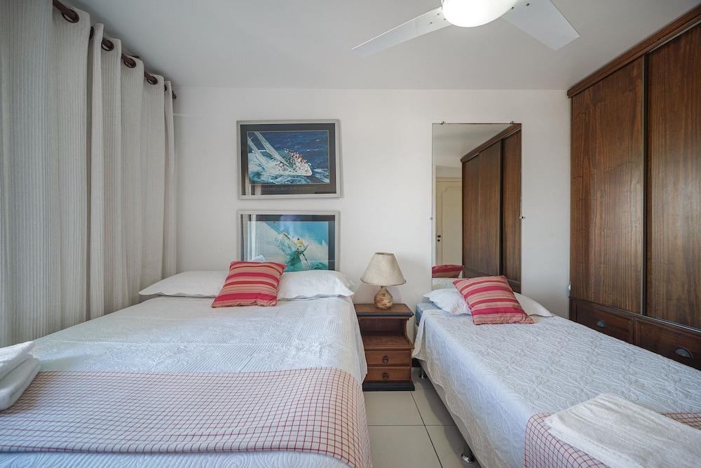 Cf03 Apto vista mar da praia do forte