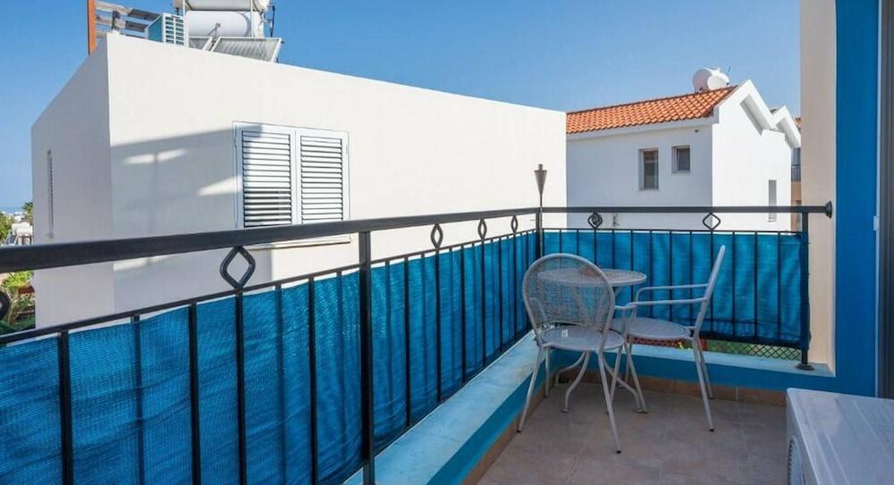 Accommodation With Pool and Terrace