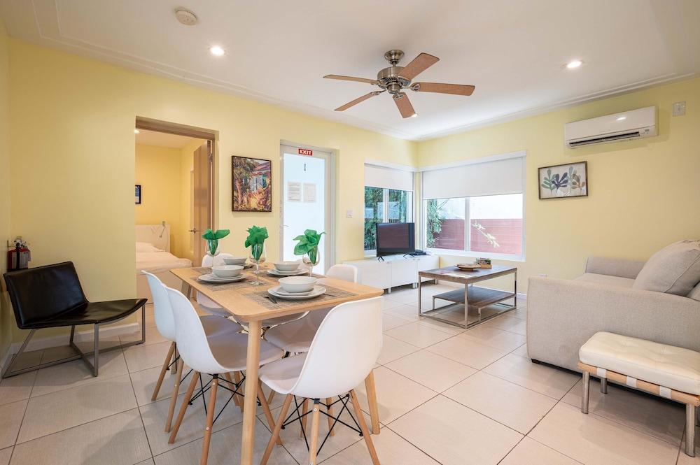 Casa Del Mar Beach Apartment Suite 1