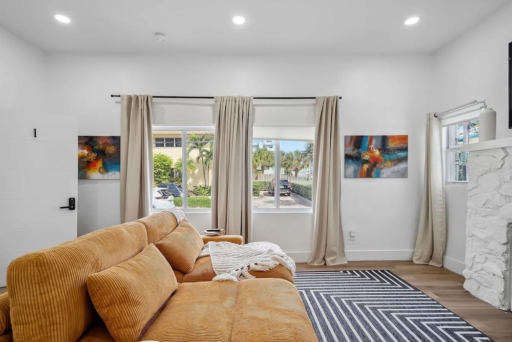 Casa Roselle Full 2 2