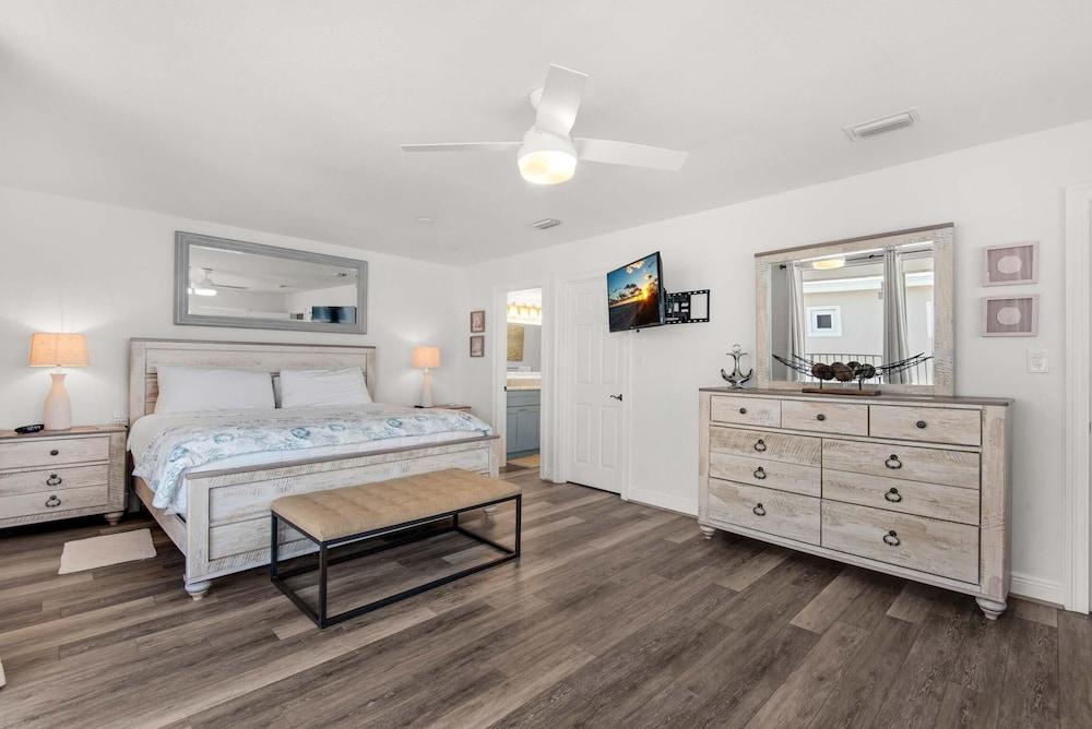 Starboard Village 121