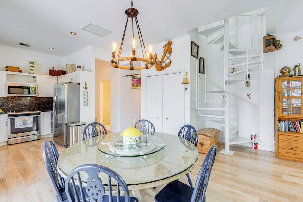 Dock + Balcony: Serene Big Coppitt Key Escape