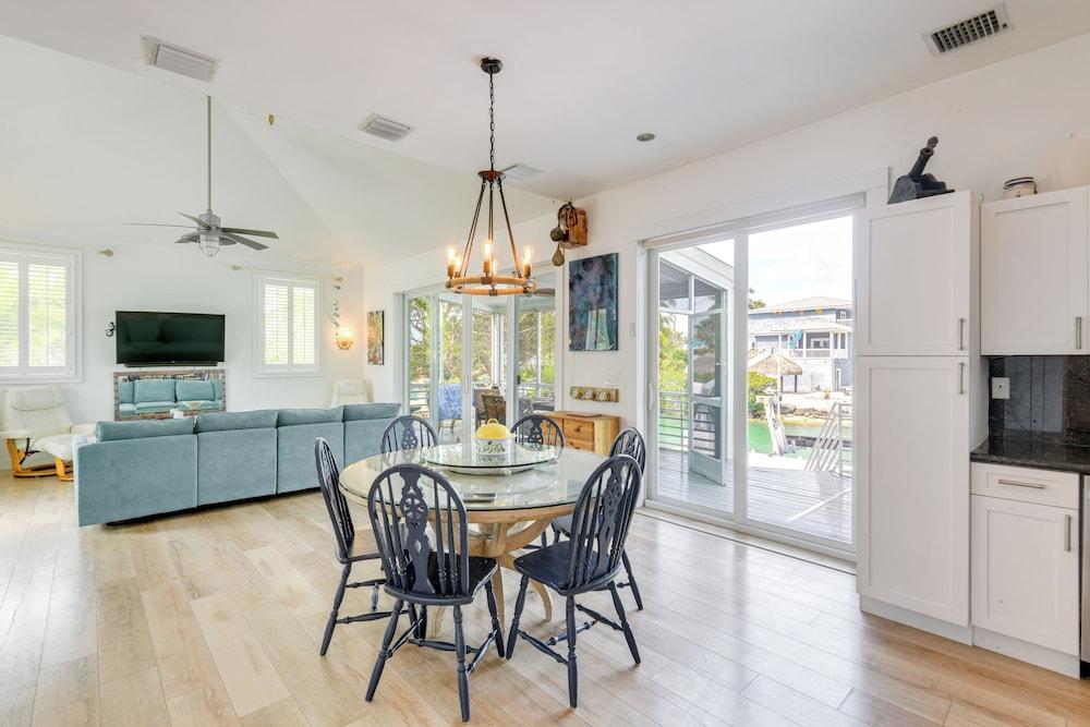 Dock + Balcony: Serene Big Coppitt Key Escape